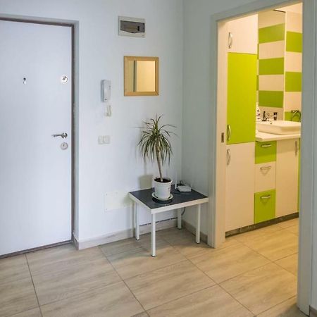 Studio Apartment Chiajna Exterior photo